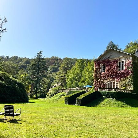 Domaine De La Brugere Bed & Breakfast Nantheuil Exterior photo